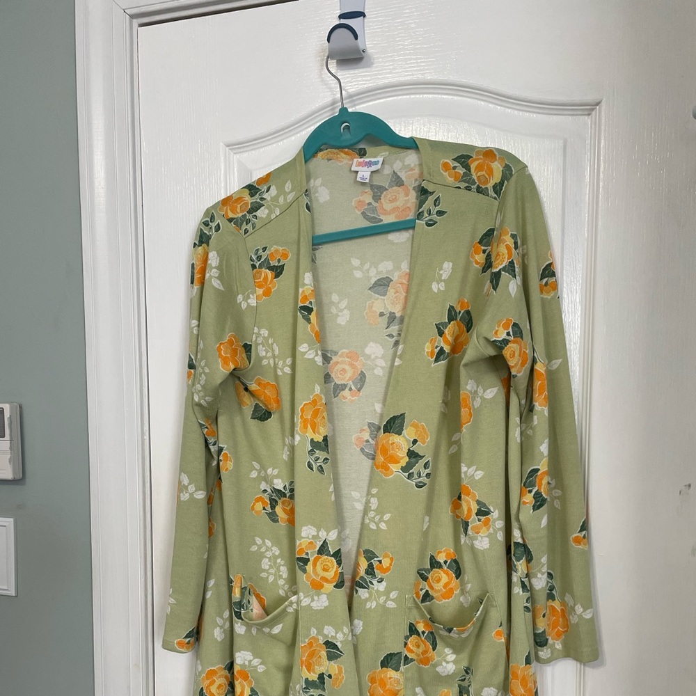 LulaRoe caroline green floral Caroline